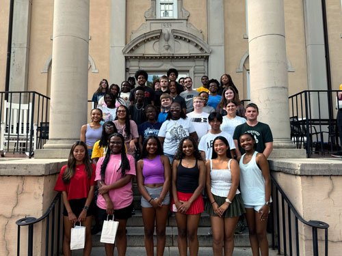 Summer JAM students outside Preston Residential College on move-in day