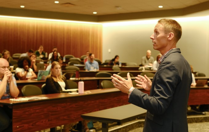 USC Public Health Professor Michael Beets leads a session of the Propel Research Mentorship Program.