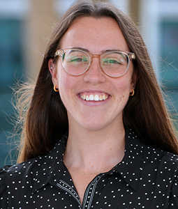 Sarah Waldfogel headshot